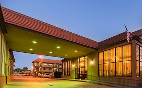 Quality Inn & Suites Bell Gardens-Los Angeles